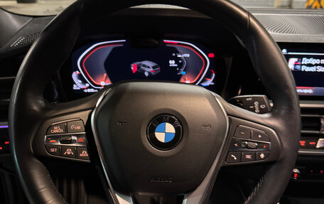 BMW 3 серия, 2019 год, 3 900 000 рублей, 13 фотография