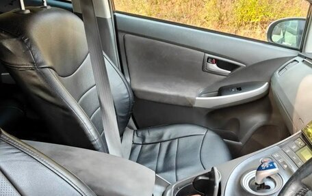 Toyota Prius, 2010 год, 820 000 рублей, 7 фотография