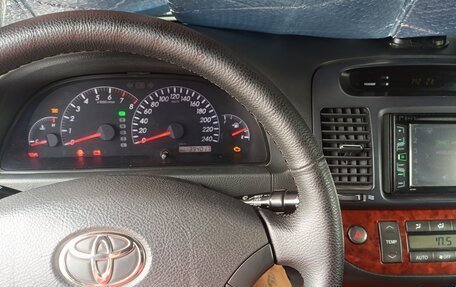 Toyota Camry V40, 2005 год, 620 000 рублей, 11 фотография
