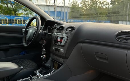 Ford Focus II рестайлинг, 2011 год, 750 000 рублей, 16 фотография
