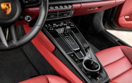 Porsche 911, 2021 год, 16 300 000 рублей, 7 фотография