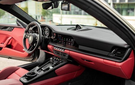 Porsche 911, 2021 год, 16 300 000 рублей, 10 фотография