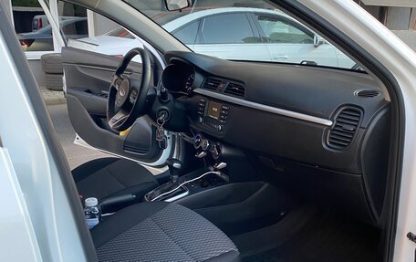 KIA Rio IV, 2019 год, 1 500 000 рублей, 10 фотография