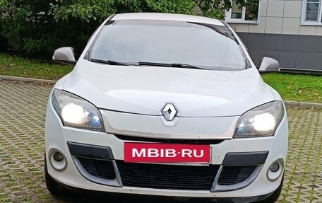 Renault Megane III, 2012 год, 690 000 рублей, 2 фотография