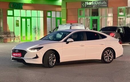 Hyundai Sonata VIII, 2020 год, 1 950 000 рублей, 1 фотография