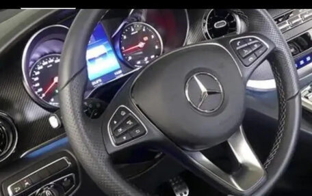 Mercedes-Benz V-Класс, 2023 год, 9 700 000 рублей, 6 фотография