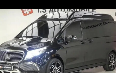 Mercedes-Benz V-Класс, 2023 год, 9 700 000 рублей, 2 фотография