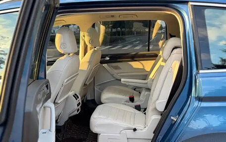 Volkswagen Touran III, 2018 год, 1 429 222 рублей, 9 фотография