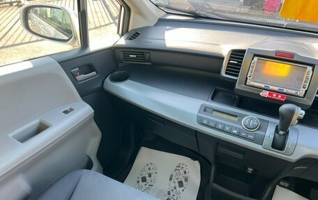 Honda Freed I, 2008 год, 999 999 рублей, 16 фотография