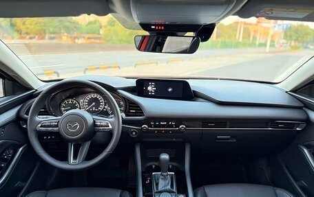 Mazda 3, 2023 год, 1 540 000 рублей, 13 фотография