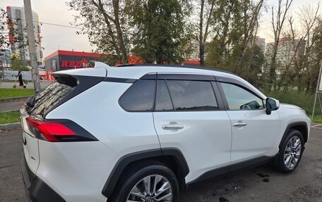 Toyota RAV4, 2019 год, 3 490 000 рублей, 1 фотография