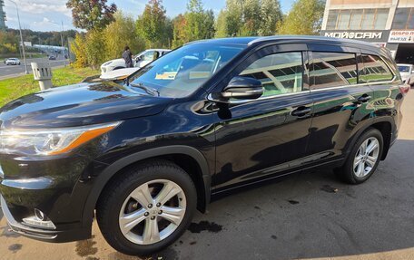 Toyota Highlander III, 2015 год, 3 000 000 рублей, 6 фотография