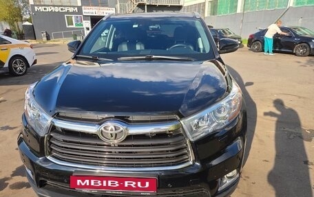 Toyota Highlander III, 2015 год, 3 000 000 рублей, 5 фотография