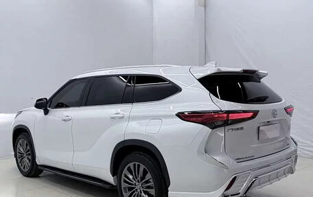 Toyota Highlander, 2026 год, 8 100 700 рублей, 6 фотография