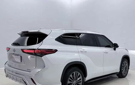 Toyota Highlander, 2026 год, 8 100 700 рублей, 4 фотография