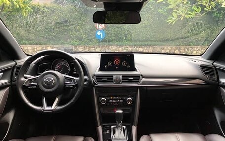 Mazda CX-4, 2023 год, 1 750 000 рублей, 12 фотография