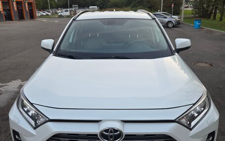 Toyota RAV4, 2019 год, 3 490 000 рублей, 3 фотография