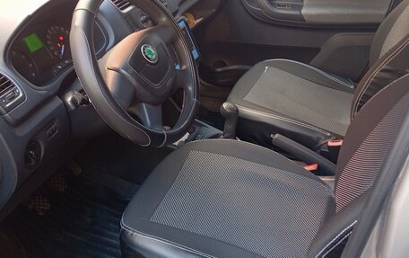 Skoda Fabia II, 2011 год, 470 000 рублей, 10 фотография