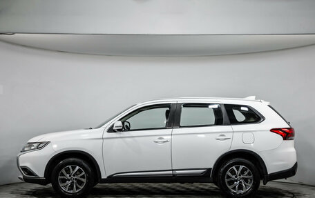 Mitsubishi Outlander III рестайлинг 3, 2017 год, 1 596 777 рублей, 8 фотография