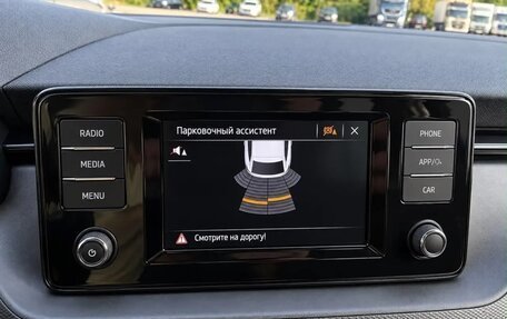 Skoda Scala I, 2022 год, 1 632 000 рублей, 9 фотография