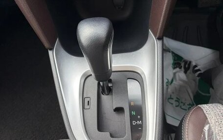 Toyota Yaris Cross, 2022 год, 1 290 000 рублей, 12 фотография