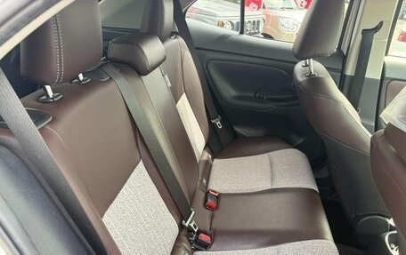 Toyota Yaris Cross, 2022 год, 1 290 000 рублей, 20 фотография