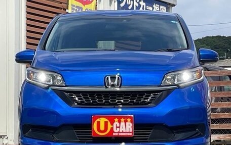 Honda Freed II, 2023 год, 1 300 000 рублей, 2 фотография