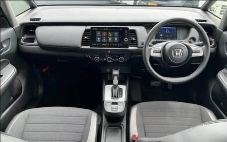 Honda Fit, 2023 год, 1 500 000 рублей, 12 фотография