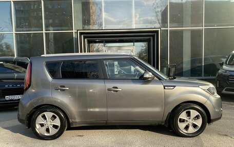 KIA Soul II рестайлинг, 2014 год, 1 099 000 рублей, 9 фотография