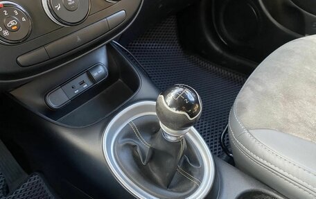 KIA Soul II рестайлинг, 2014 год, 1 099 000 рублей, 29 фотография