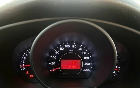 KIA Soul II рестайлинг, 2014 год, 1 099 000 рублей, 30 фотография