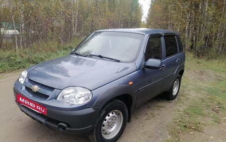 Chevrolet Niva I рестайлинг, 2009 год, 390 000 рублей, 9 фотография