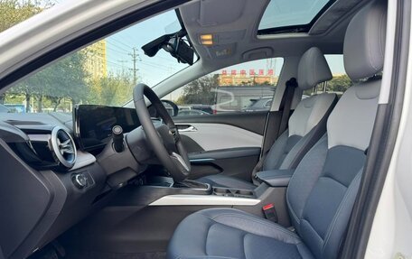 Chevrolet Monza, 2023 год, 1 200 000 рублей, 6 фотография