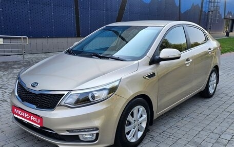 KIA Rio III рестайлинг, 2015 год, 860 000 рублей, 3 фотография
