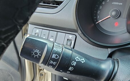 KIA Rio III рестайлинг, 2015 год, 860 000 рублей, 14 фотография