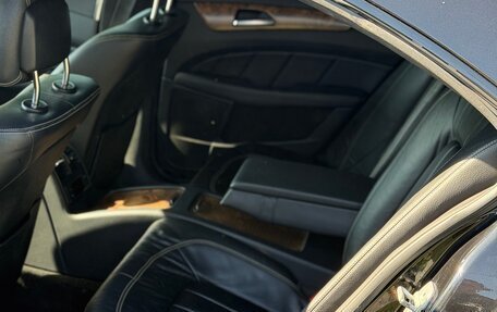 Mercedes-Benz CLS, 2011 год, 2 090 000 рублей, 10 фотография