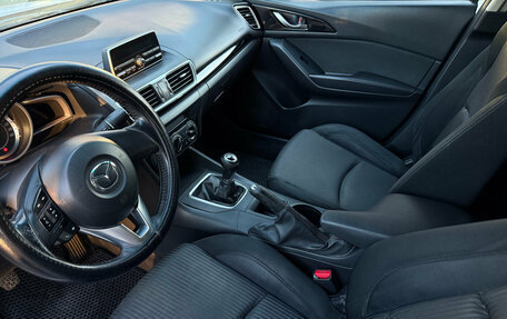 Mazda 3, 2015 год, 1 270 000 рублей, 10 фотография