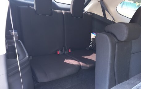 Mitsubishi Outlander III рестайлинг 3, 2020 год, 2 200 000 рублей, 13 фотография