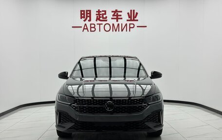 Volkswagen Lavida, 2023 год, 1 670 000 рублей, 2 фотография