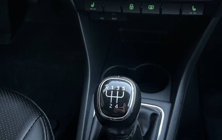 Skoda Rapid I, 2016 год, 1 100 000 рублей, 26 фотография