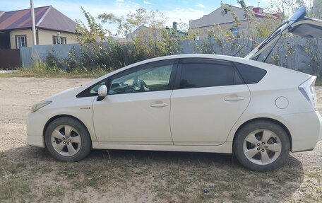 Toyota Prius, 2011 год, 1 100 000 рублей, 7 фотография