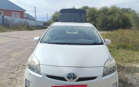 Toyota Prius, 2011 год, 1 100 000 рублей, 6 фотография