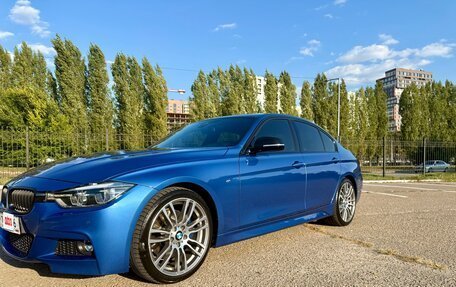BMW 3 серия, 2018 год, 3 300 000 рублей, 21 фотография