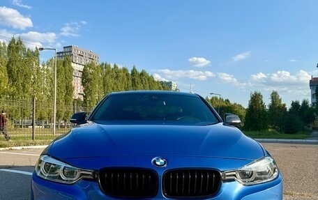 BMW 3 серия, 2018 год, 3 300 000 рублей, 26 фотография