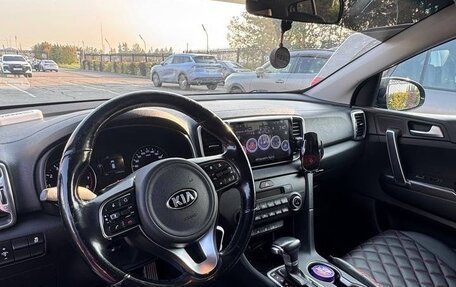 KIA Sportage IV рестайлинг, 2018 год, 2 200 000 рублей, 10 фотография