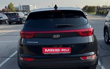 KIA Sportage IV рестайлинг, 2018 год, 2 200 000 рублей, 5 фотография