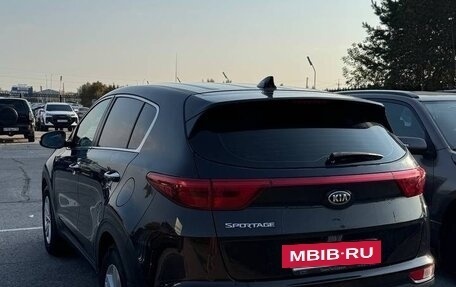 KIA Sportage IV рестайлинг, 2018 год, 2 200 000 рублей, 6 фотография