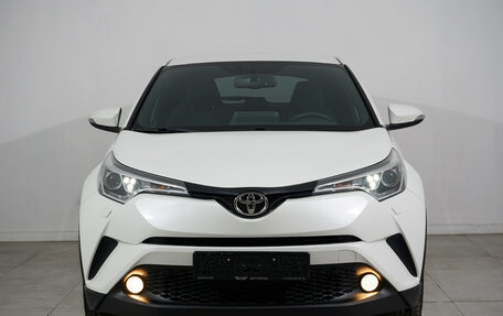 Toyota C-HR I рестайлинг, 2018 год, 1 895 000 рублей, 3 фотография