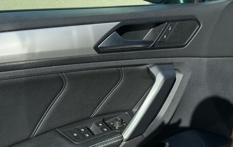 Volkswagen Tiguan II, 2019 год, 1 930 000 рублей, 10 фотография
