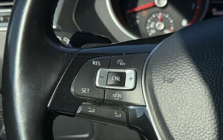 Volkswagen Tiguan II, 2019 год, 1 930 000 рублей, 14 фотография